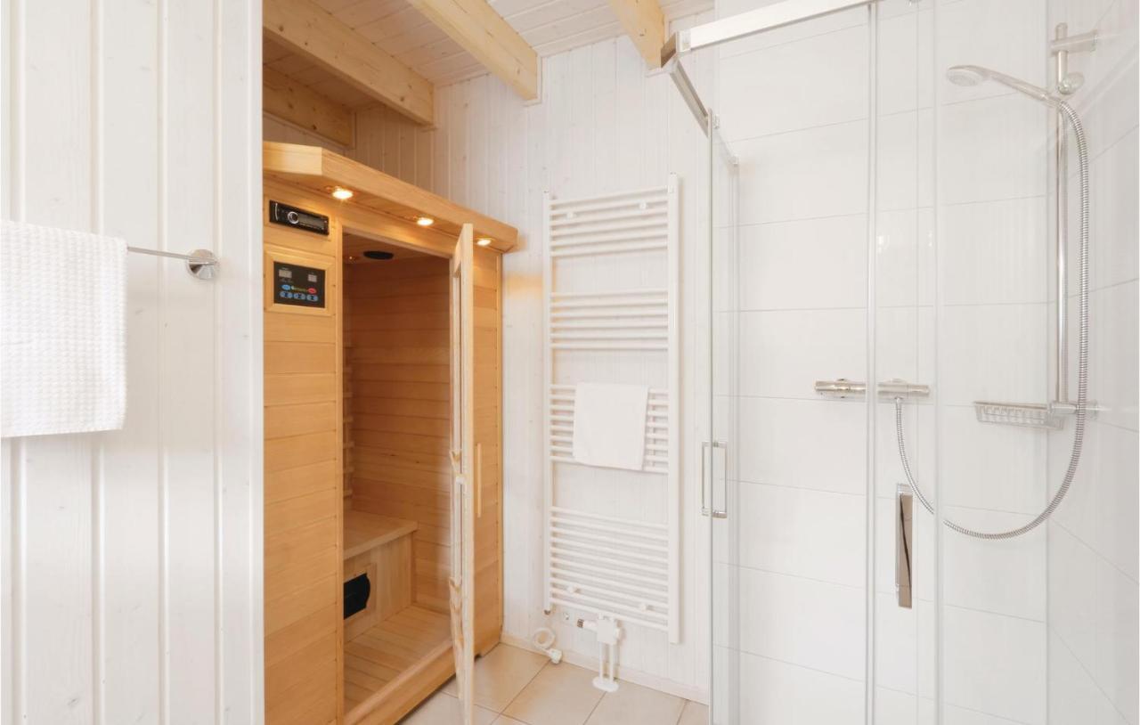 Lovely Home In Ostseeresort Olpenitz With Sauna Екстер'єр фото